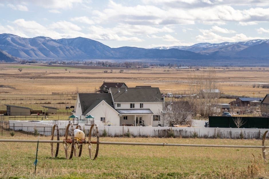 Trophy ranch estate — Big Sky / Sun Valley tier.